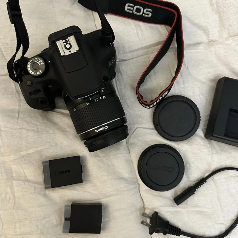 Canon EOS 2000D Black Camera Set with Lens and Charger
